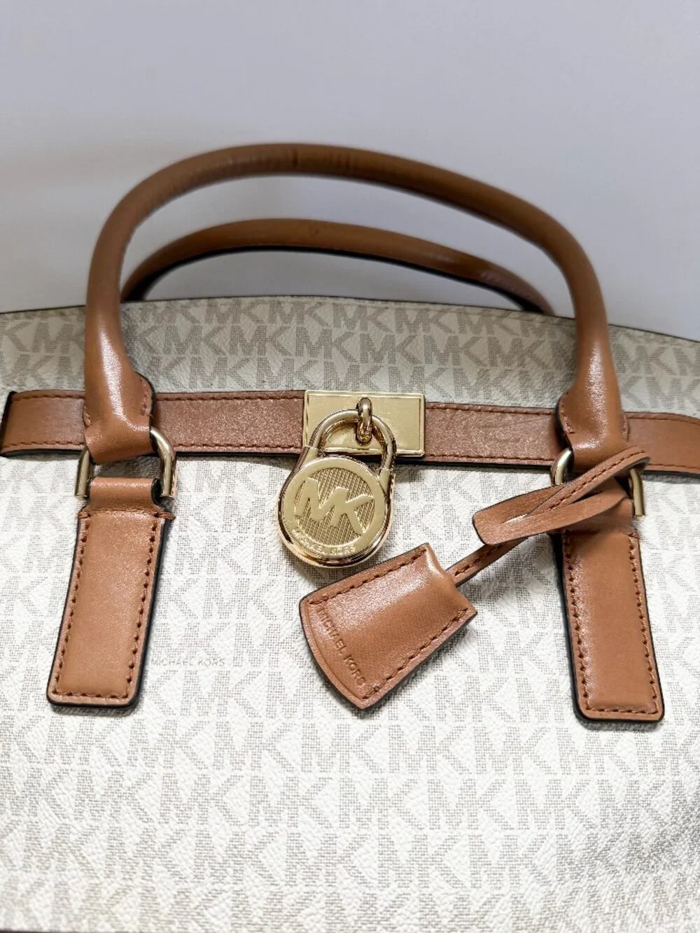 Michael Kors classic michael